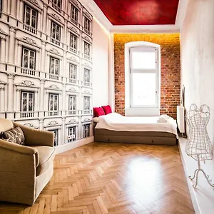 https://old-town-green-apple.hotelswroclaw.com